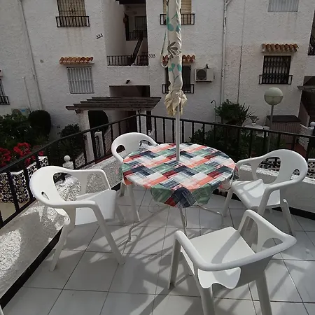 Provenza Con Balcon , Patio Y Parking * Torrevieja